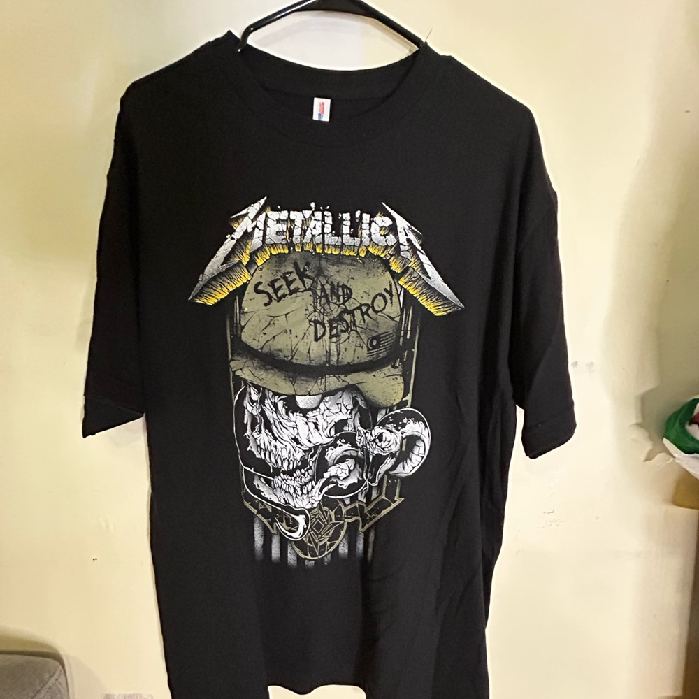 Metallica Black Graphic T-Shirt